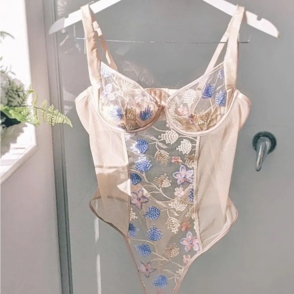 NWT Oh Là Là Cheri Paris embroidered sherry teddy small